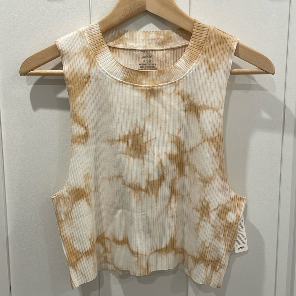 aerie Tie-Dye Ribbed Crop Tank in White and Tan